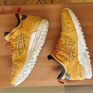 Asics Gel Lyte MT H6K1L Tan/Tan - size 10